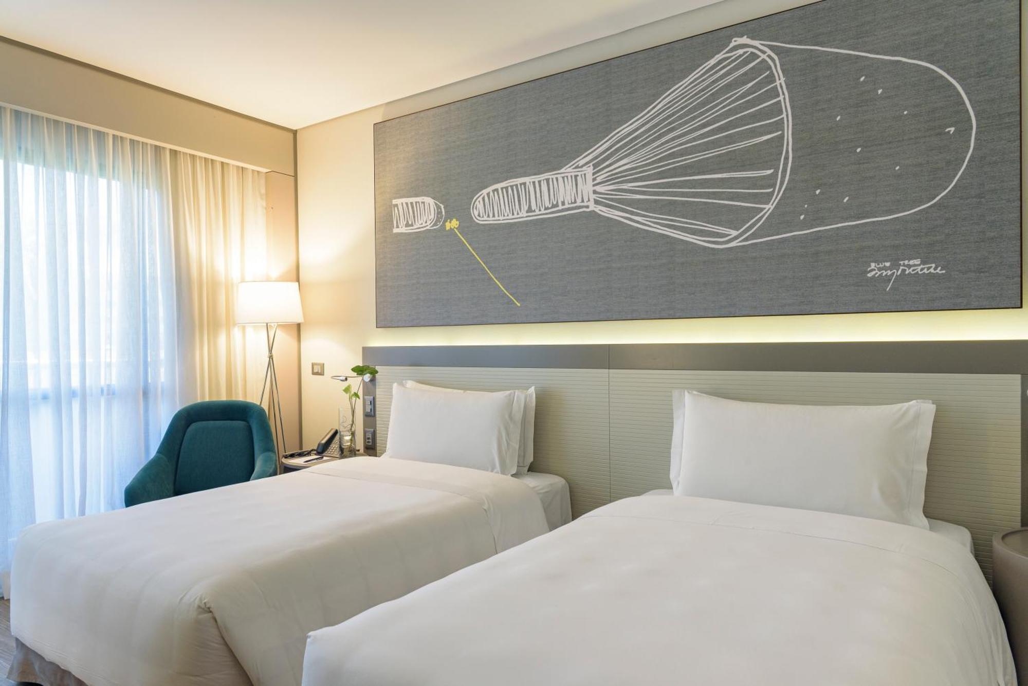 Royal Tulip Brasilia Alvorada Hotel Ngoại thất bức ảnh A room at the hotel