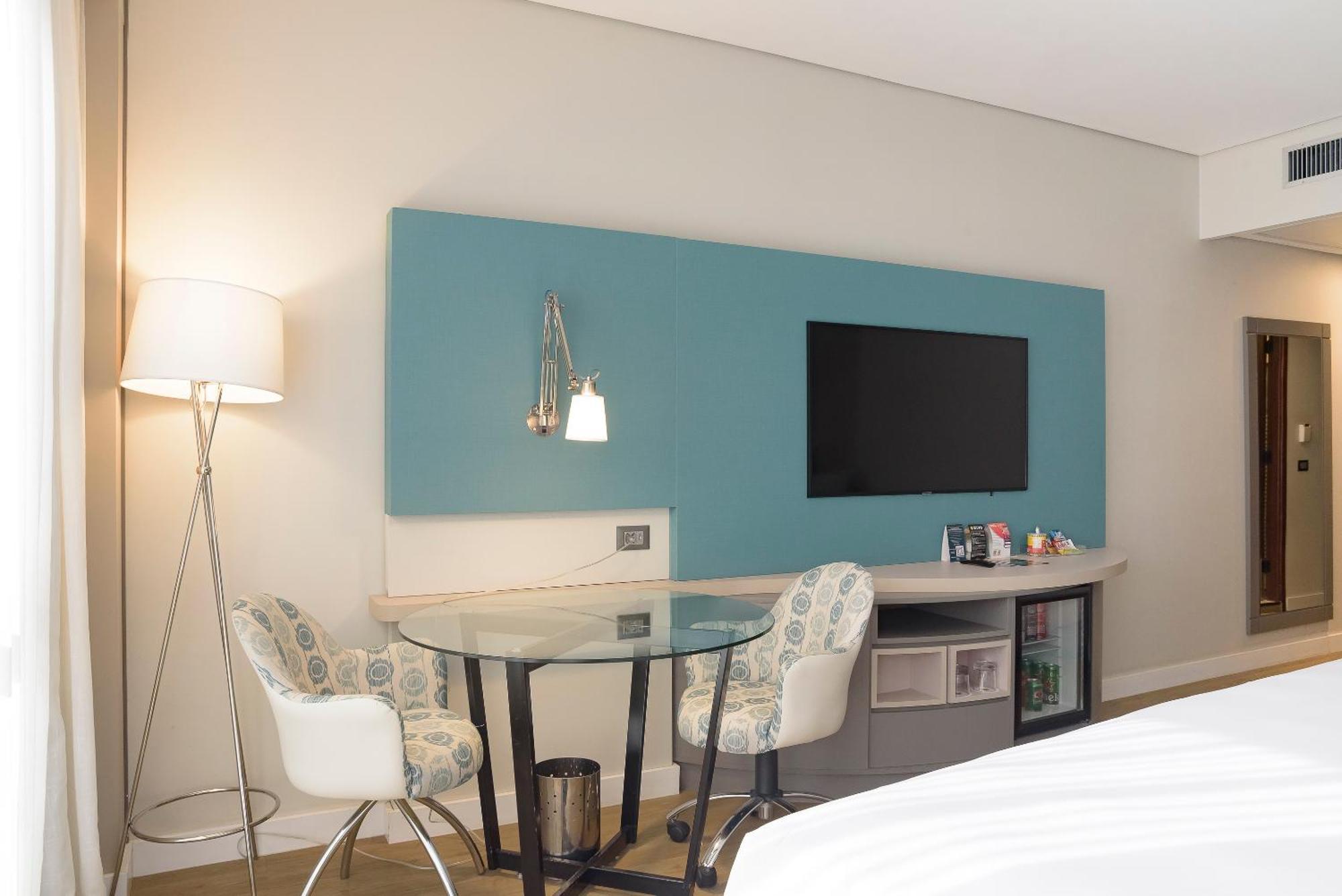 Royal Tulip Brasilia Alvorada Hotel Ngoại thất bức ảnh A room at the Hilton Garden Inn
